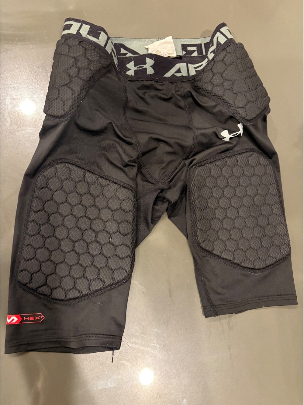 Under Armour HeatGear Compression Padded Shorts Black Size YXL